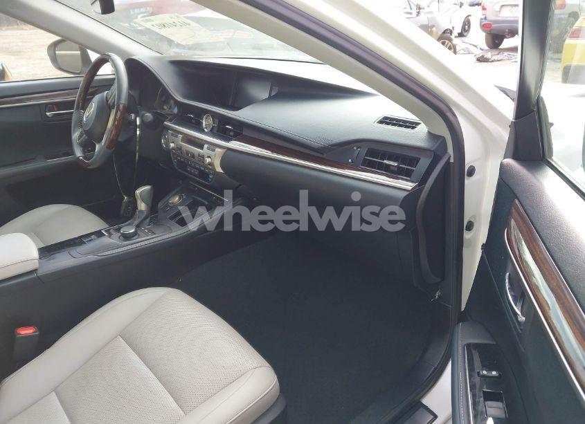 Photo 5 of 2017 Lexus Es 350 (VIN 58ABK1GGXHU043703)