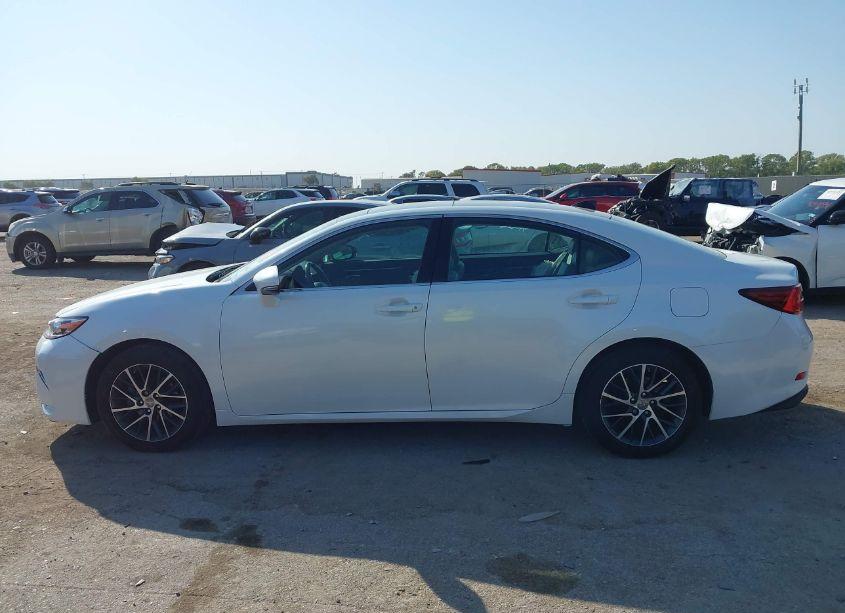 Photo 14 of 2017 Lexus Es 350 (VIN 58ABK1GGXHU062283)