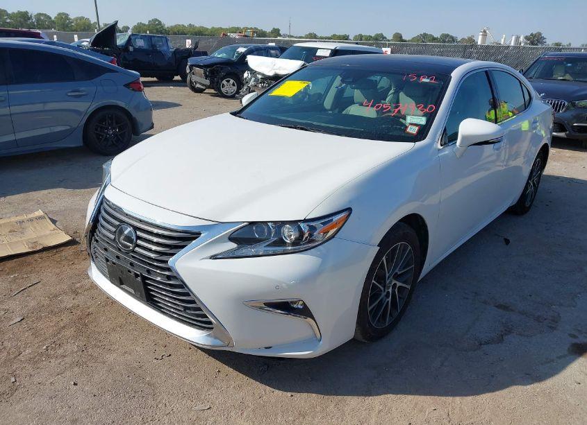 Photo 2 of 2017 Lexus Es 350 (VIN 58ABK1GGXHU062283)