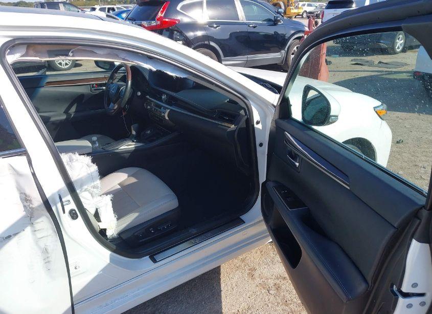 Photo 5 of 2017 Lexus Es 350 (VIN 58ABK1GGXHU062283)