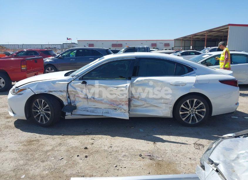 Photo 14 of 2019 Lexus Es 350 (VIN 58ABZ1B10KU004138)