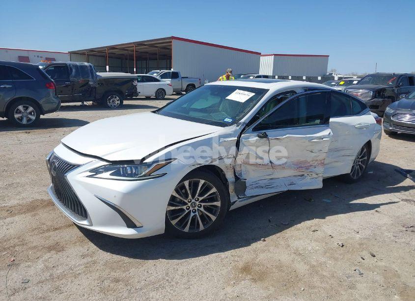 Photo 2 of 2019 Lexus Es 350 (VIN 58ABZ1B10KU004138)