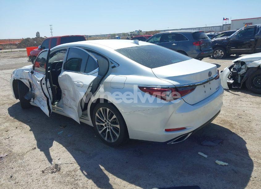 Photo 3 of 2019 Lexus Es 350 (VIN 58ABZ1B10KU004138)