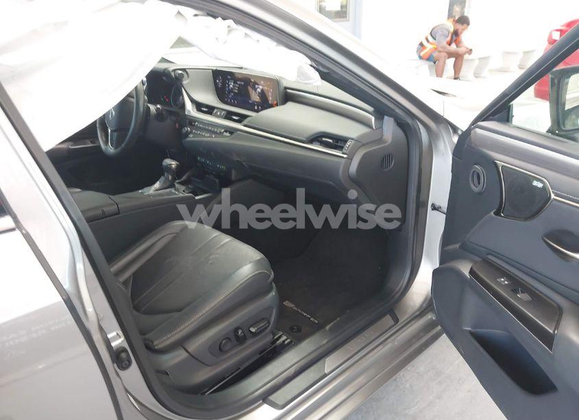 Photo 5 of 2019 Lexus Es 350 F SPORT (VIN 58ABZ1B10KU033087)