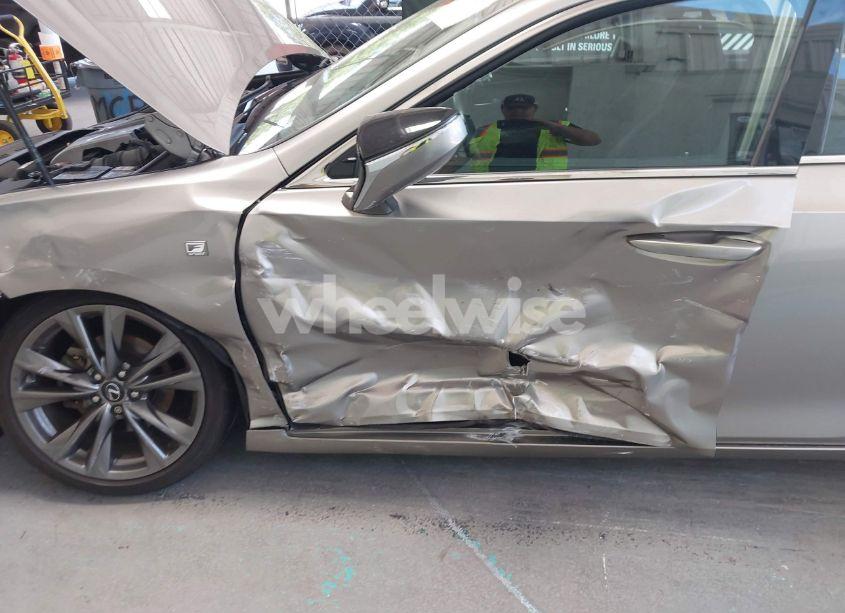 Photo 6 of 2019 Lexus Es 350 F SPORT (VIN 58ABZ1B10KU033087)