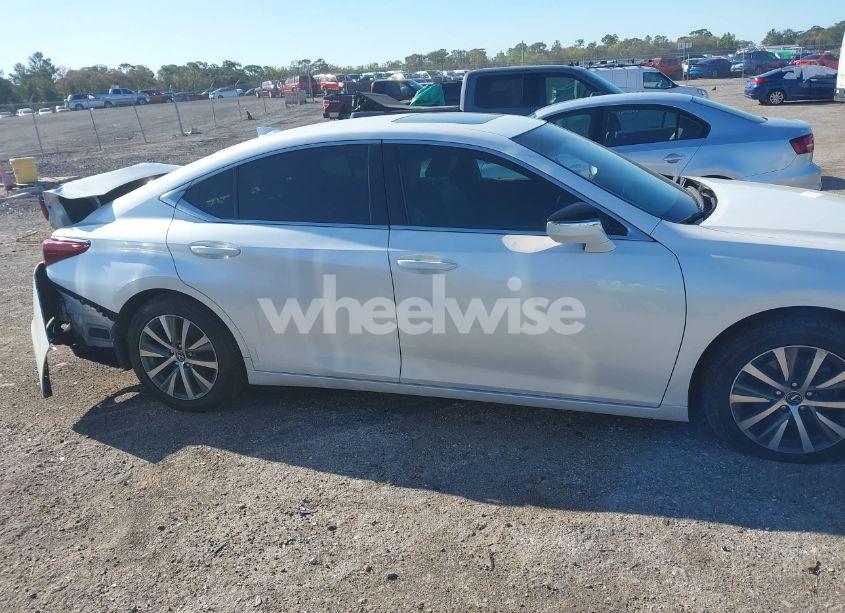 Photo 13 of 2019 Lexus Es 350 (VIN 58ABZ1B11KU051047)