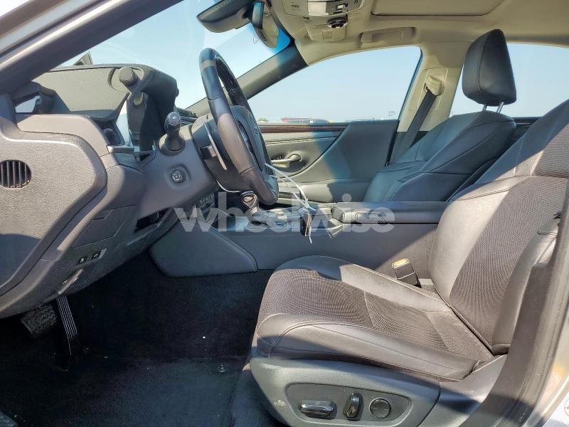 Photo 5 of 2019 LEXUS ES 350 (VIN 58ABZ1B12KU017859)