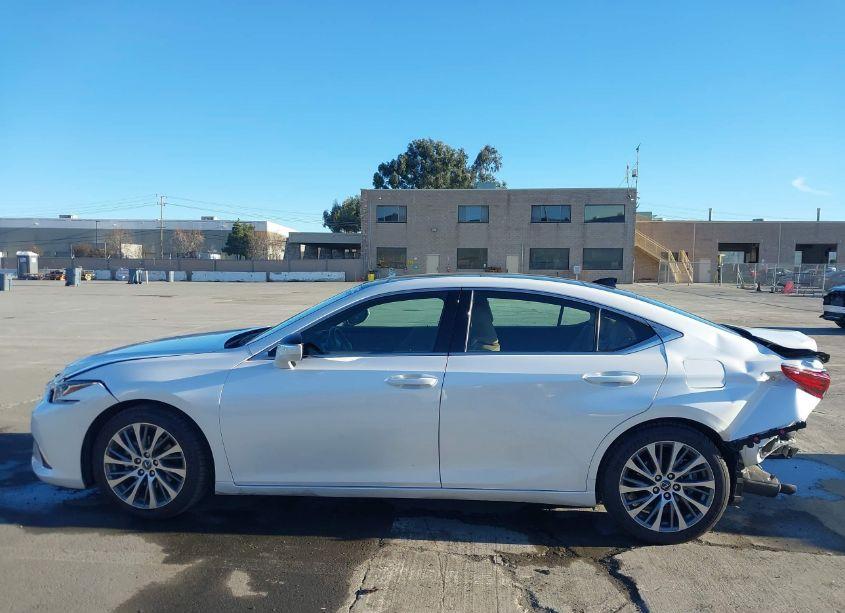 Photo 14 of 2019 Lexus Es 350 (VIN 58ABZ1B14KU021072)