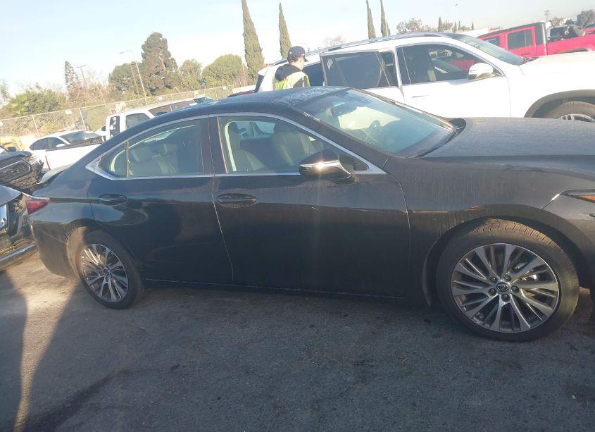 Photo 13 of 2019 Lexus Es 350 (VIN 58ABZ1B14KU037109)