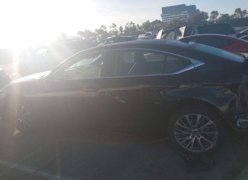 Photo 14 of 2019 Lexus Es 350 (VIN 58ABZ1B14KU037109)