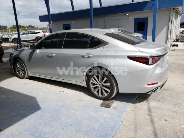 Photo 4 of 2019 LEXUS ES 350 (VIN 58ABZ1B14KU040298)
