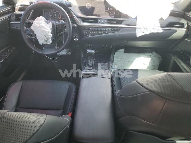 Photo 11 of 2019 LEXUS ES 350 (VIN 58ABZ1B14KU048983)