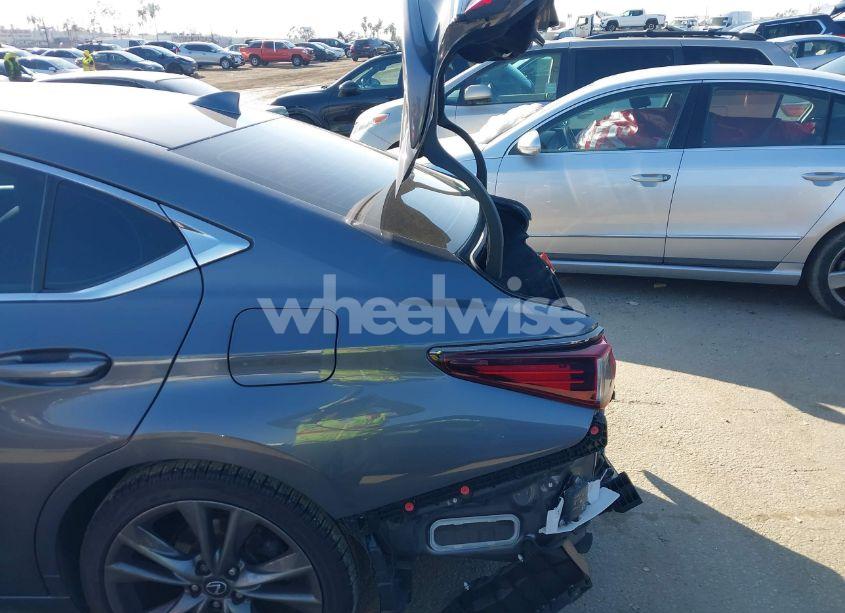 Photo 18 of 2019 Lexus Es 350 F SPORT (VIN 58ABZ1B15KU027365)