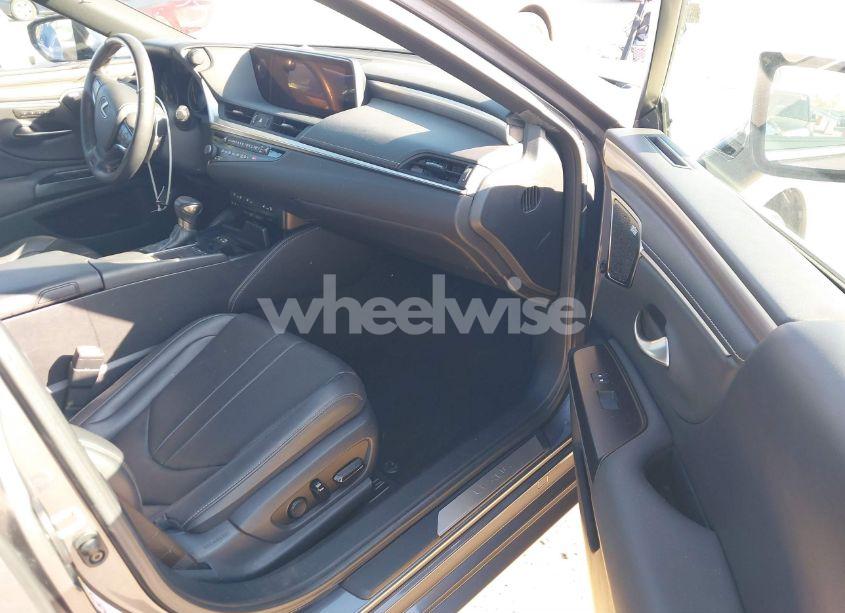 Photo 5 of 2019 Lexus Es 350 F SPORT (VIN 58ABZ1B15KU027365)