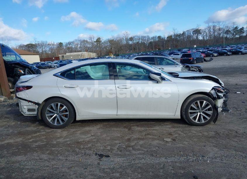 Photo 14 of 2019 Lexus Es 350 (VIN 58ABZ1B15KU046904)