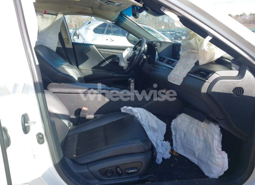 Photo 5 of 2019 Lexus Es 350 (VIN 58ABZ1B15KU046904)