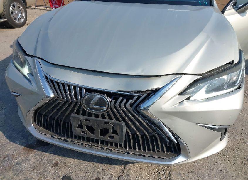 Photo 6 of 2019 Lexus Es 350 (VIN 58ABZ1B16KU030839)
