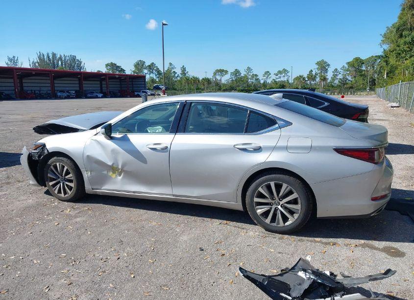 Photo 14 of 2019 Lexus Es 350 (VIN 58ABZ1B16KU034860)