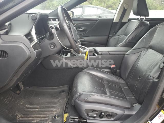 Photo 2 of 2019 LEXUS ES 350 (VIN 58ABZ1B16KU046216)