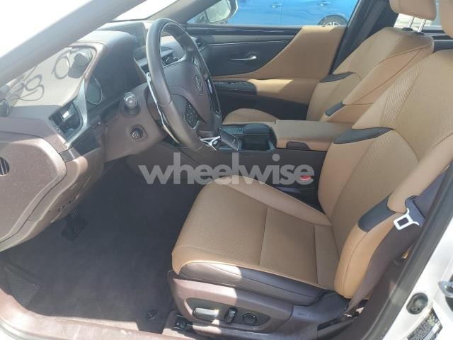 Photo 4 of 2019 LEXUS ES 350 (VIN 58ABZ1B16KU046278)