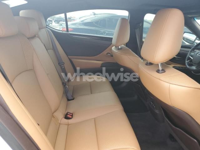Photo 5 of 2019 LEXUS ES 350 (VIN 58ABZ1B16KU046278)