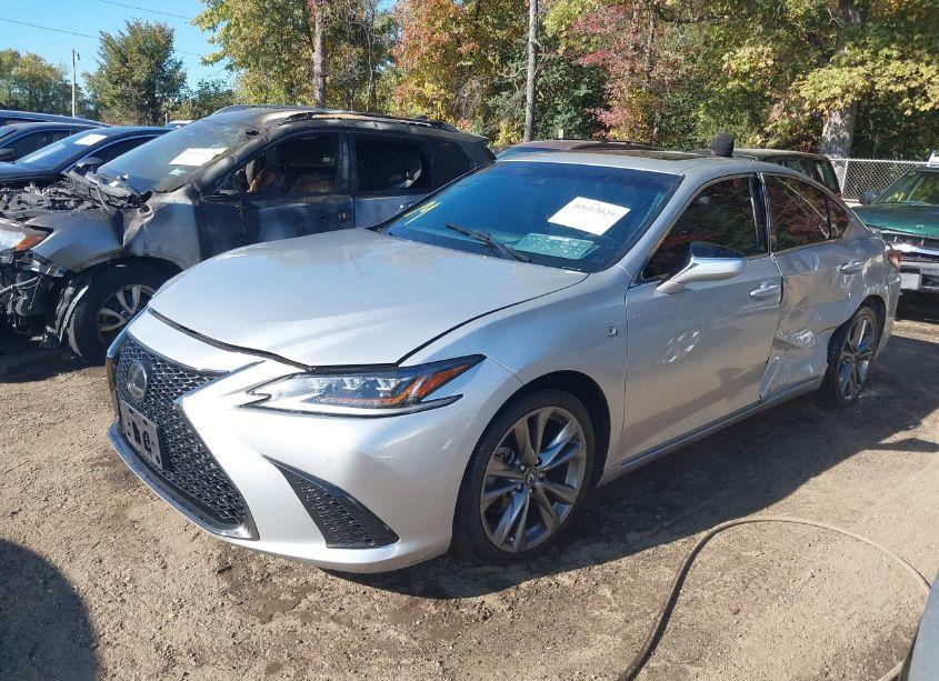 Photo 2 of 2019 Lexus Es 350 F SPORT (VIN 58ABZ1B18KU002587)