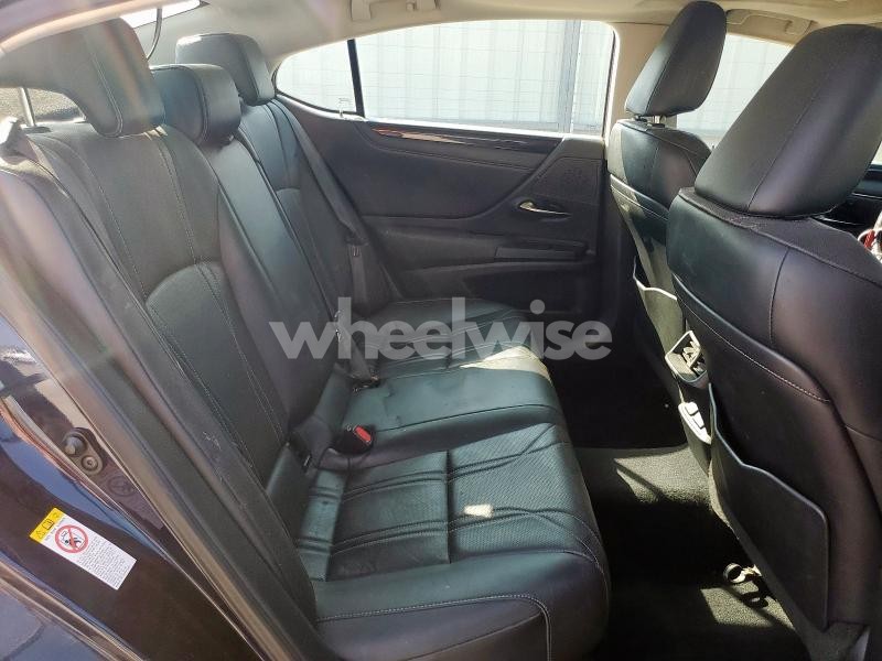 Photo 7 of 2019 LEXUS ES 350 (VIN 58ABZ1B18KU036707)