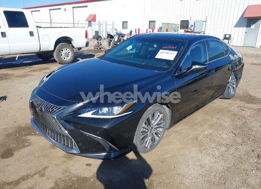 Photo 2 of 2019 Lexus Es 350 (VIN 58ABZ1B18KU045052)