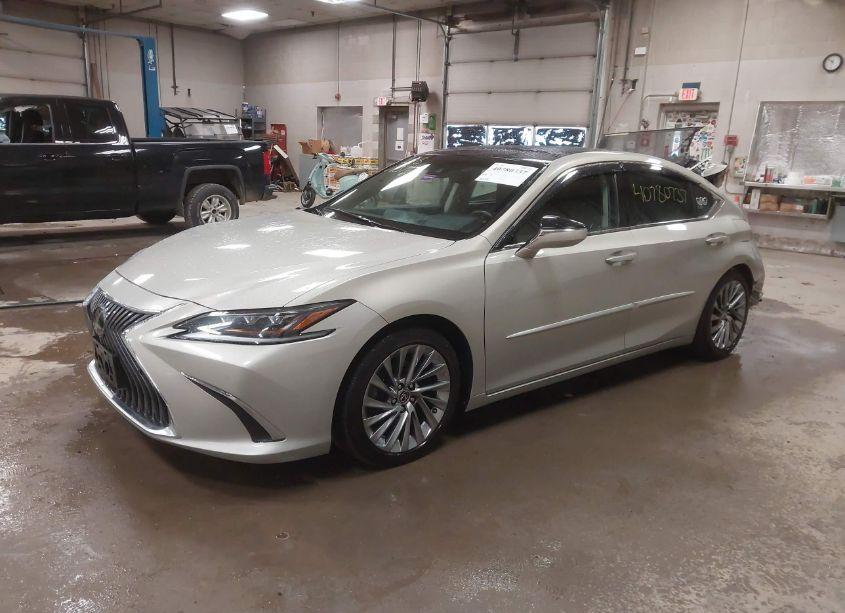 Photo 2 of 2019 Lexus Es 350 ULTRA LUXURY (VIN 58ABZ1B19KU006308)
