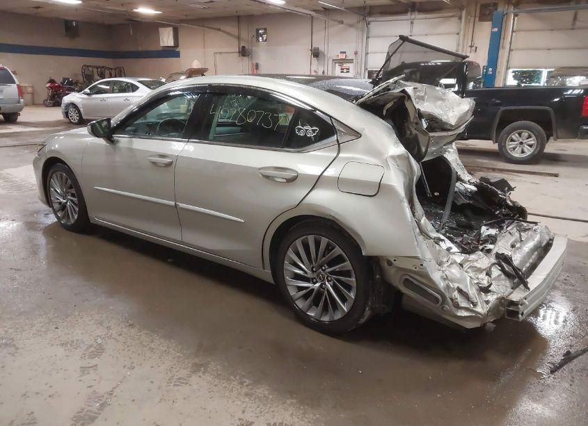 Photo 3 of 2019 Lexus Es 350 ULTRA LUXURY (VIN 58ABZ1B19KU006308)