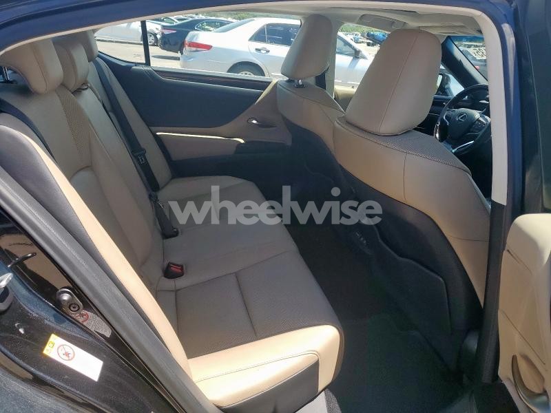 Photo 3 of 2019 LEXUS ES 350 (VIN 58ABZ1B1XKU007354)