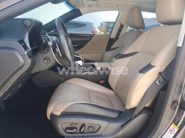 Photo 5 of 2019 LEXUS ES 350 (VIN 58ABZ1B1XKU029001)