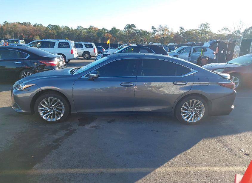 Photo 14 of 2019 Lexus Es 350 LUXURY (VIN 58ABZ1B1XKU045098)