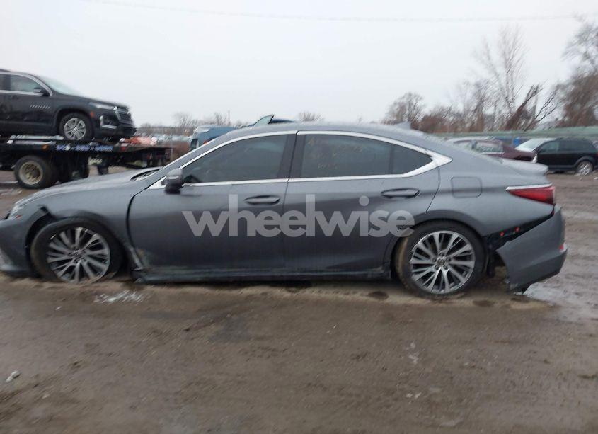 Photo 14 of 2019 Lexus Es 350 (VIN 58ABZ1B1XKU049104)