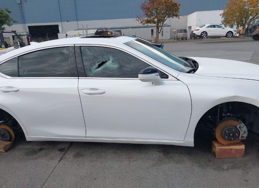 Photo 14 of 2023 Lexus Es 350 (VIN 58ACZ1B17PU152105)