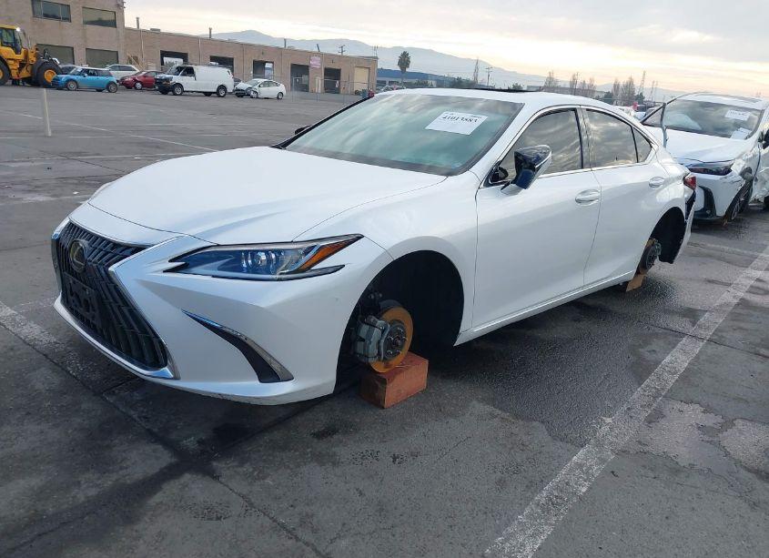 Photo 2 of 2023 Lexus Es 350 (VIN 58ACZ1B17PU152105)