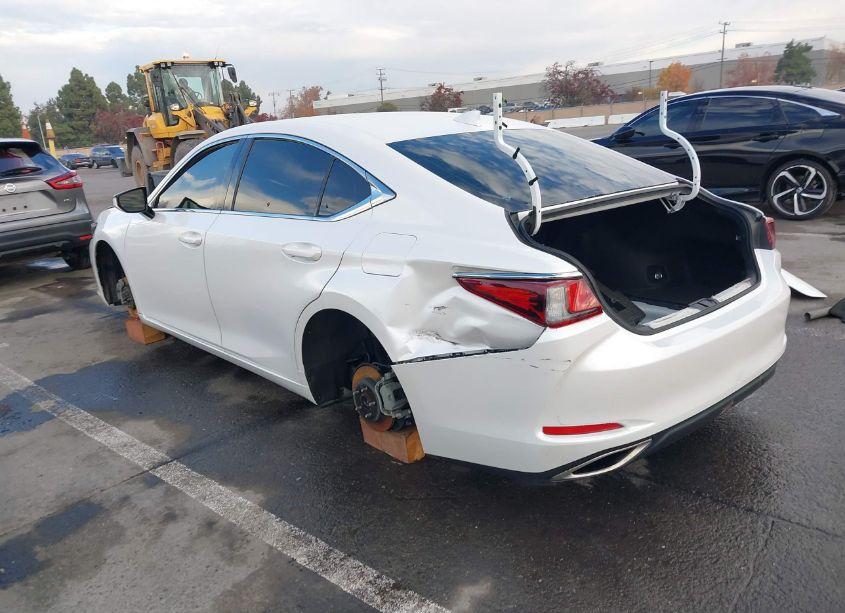 Photo 3 of 2023 Lexus Es 350 (VIN 58ACZ1B17PU152105)