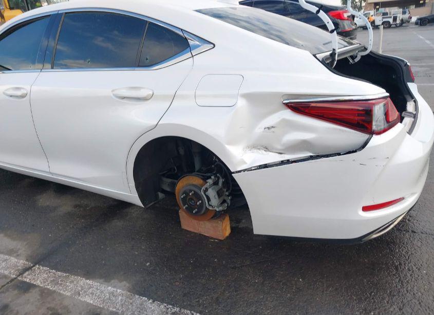 Photo 6 of 2023 Lexus Es 350 (VIN 58ACZ1B17PU152105)