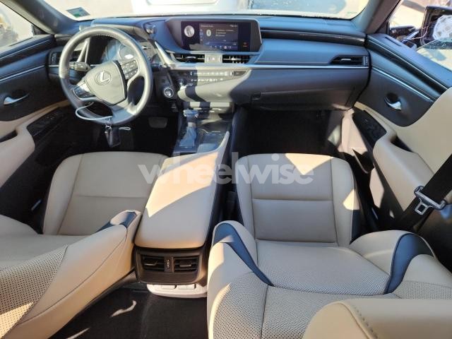 Photo 10 of 2020 LEXUS ES 350 BASE (VIN 58ACZ1B18LU063055)