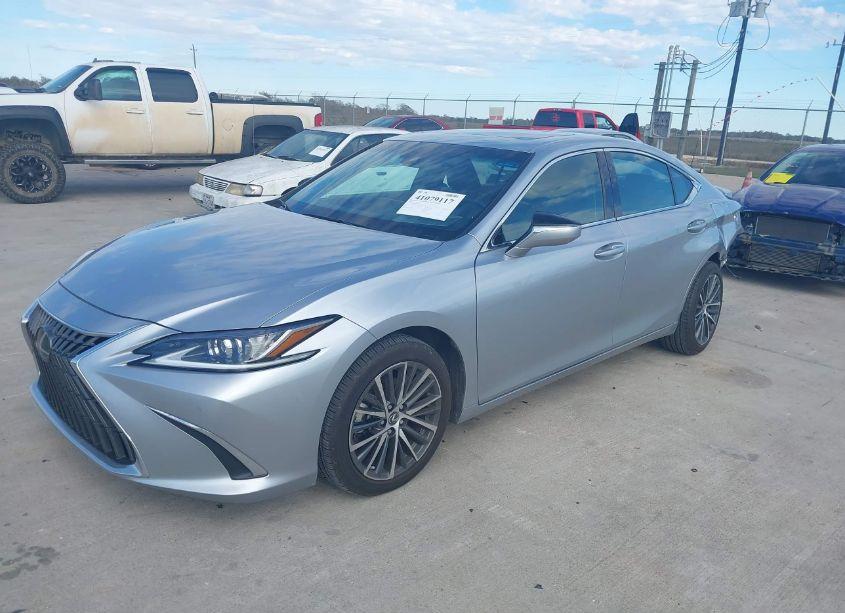 Photo 2 of 2023 Lexus Es 250 (VIN 58AD11D10PU011224)