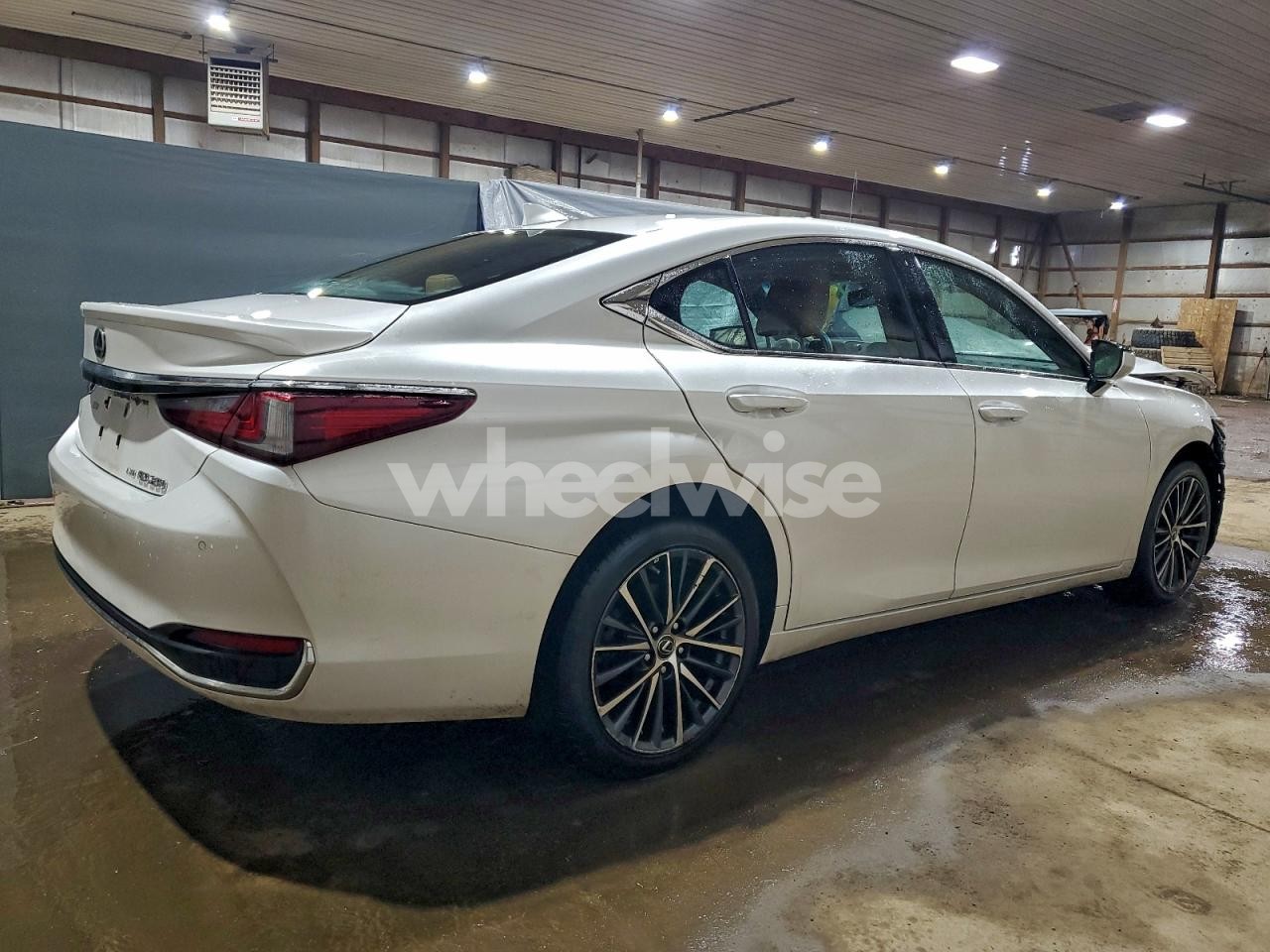 Photo 3 of 2023 LEXUS ES 250 BASE (VIN 58AD11D14PU010626)