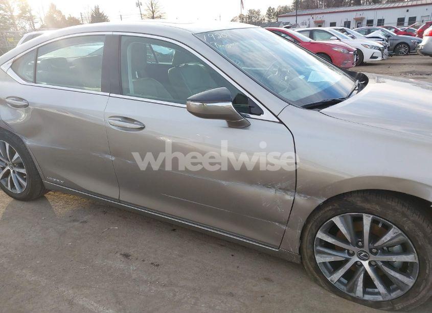 Photo 17 of 2020 Lexus Es 300H (VIN 58AD21B11LU005264)