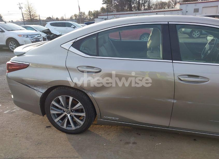 Photo 18 of 2020 Lexus Es 300H (VIN 58AD21B11LU005264)