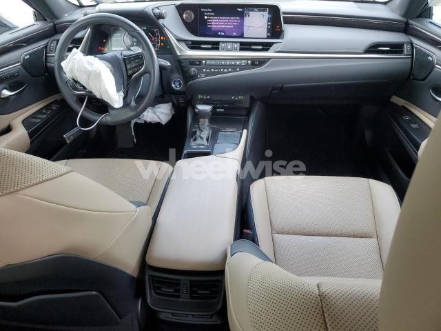 Photo 3 of 2020 LEXUS ES 300H (VIN 58AD21B12LU008691)
