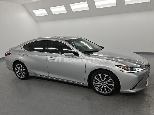 2020 LEXUS ES 300H (VIN 58AD21B12LU008920) main photo