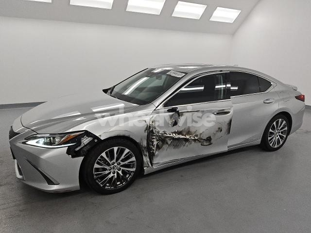 Photo 12 of 2020 LEXUS ES 300H (VIN 58AD21B12LU008920)