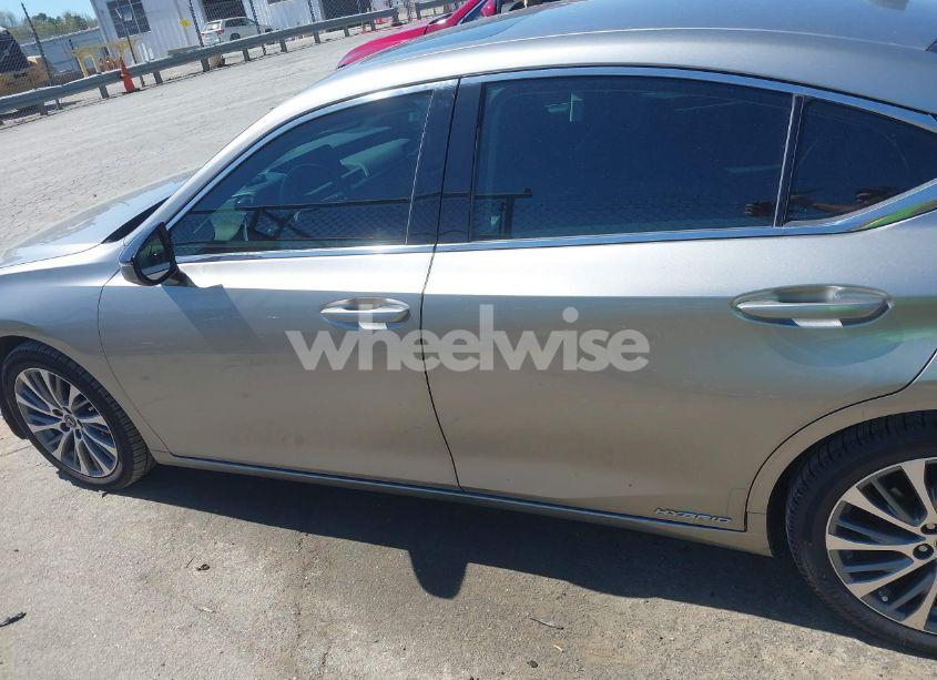 Photo 14 of 2020 Lexus Es 300H (VIN 58AD21B15LU009088)