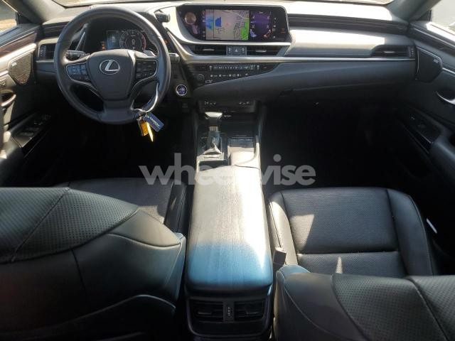 Photo 11 of 2020 LEXUS ES 300H (VIN 58AD21B17LU008976)