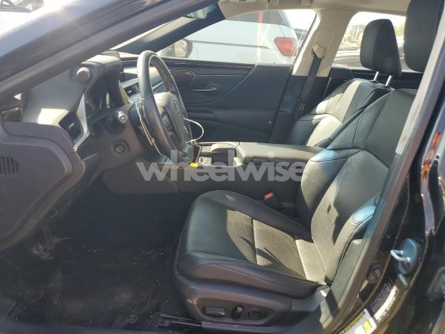 Photo 5 of 2020 LEXUS ES 300H (VIN 58AD21B17LU008976)