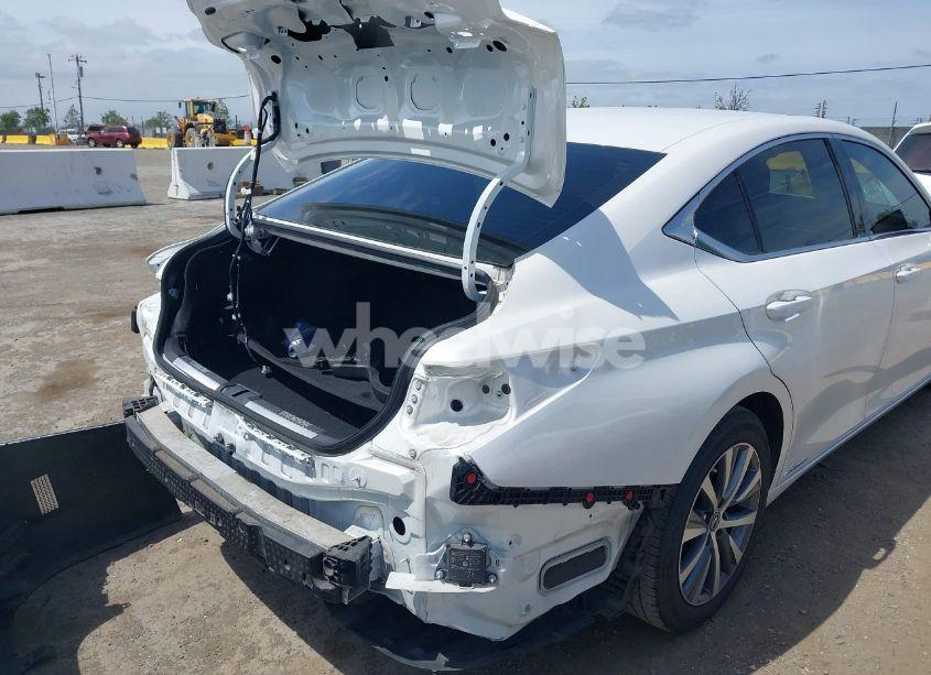 Photo 18 of 2020 Lexus Es 300H (VIN 58AD21B18LU004855)